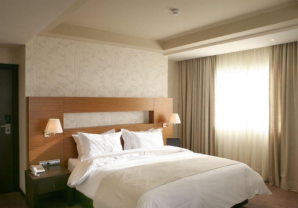 Villa Blanca Urban Hotel คาซาบลังกา ห้อง รูปภาพ