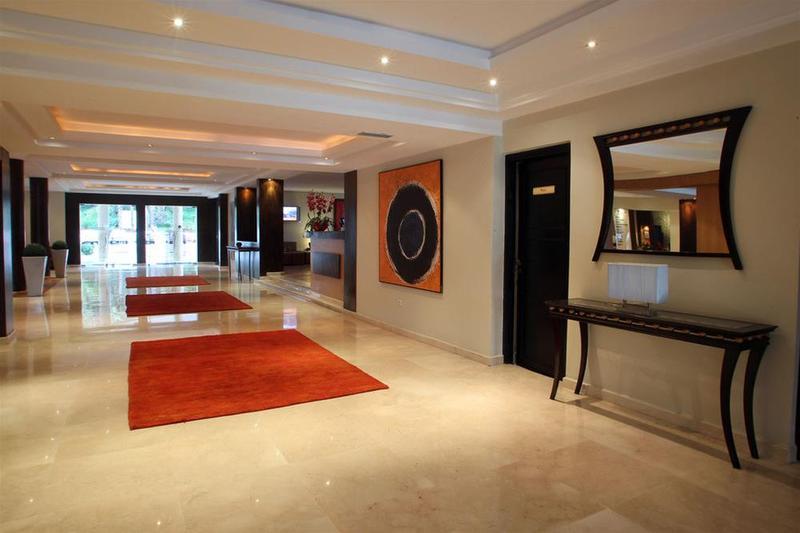 Villa Blanca Urban Hotel คาซาบลังกา ภายนอก รูปภาพ