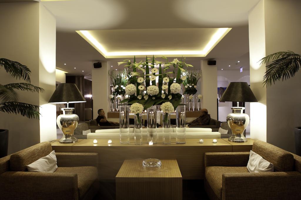 Villa Blanca Urban Hotel คาซาบลังกา ภายนอก รูปภาพ